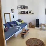 Manolia House Apartmán *