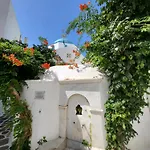 Manolia House Apartment *
