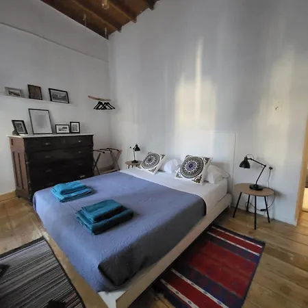 Apartament Manolia House *