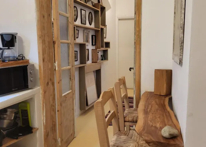 Manolia House דירה פארוס